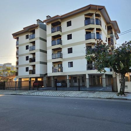 Апартаменты Ubatuba-Itagua Экстерьер фото