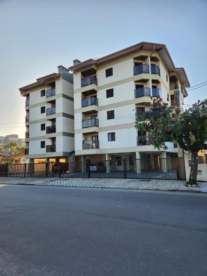 Апартаменты Ubatuba-Itagua Экстерьер фото